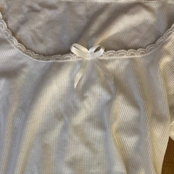 coquette white bow shirt - Picture 2 of 2